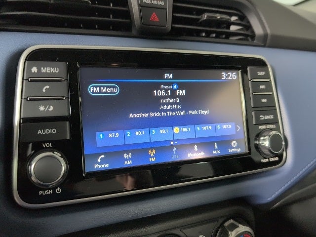 2025 Nissan Versa SV