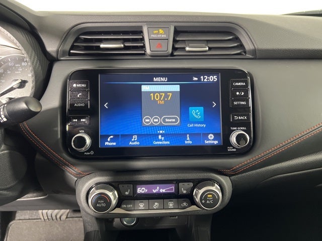 2025 Nissan Versa SR