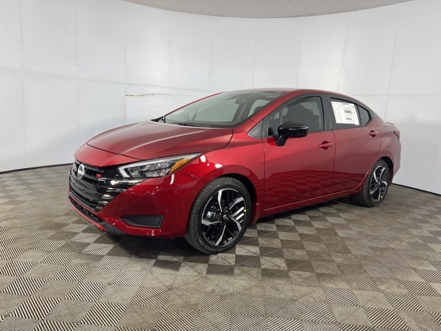 2025 Nissan Versa SR