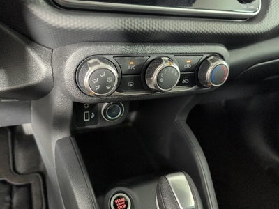 2025 Nissan Kicks Play S
