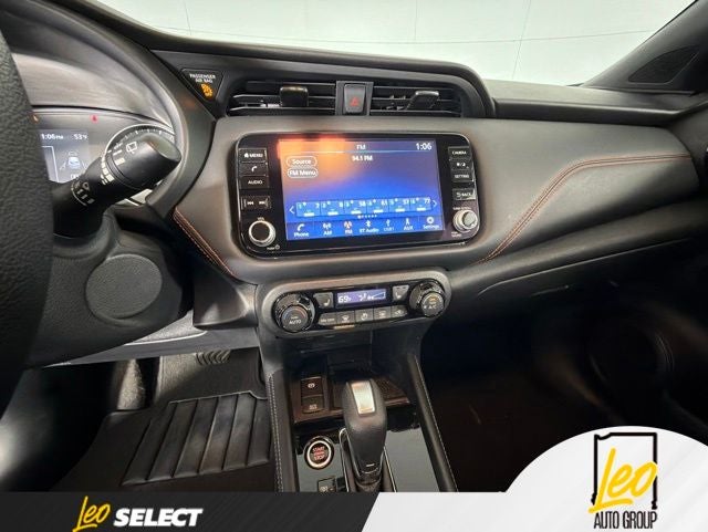2023 Nissan Kicks SR