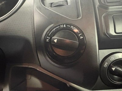 2014 Toyota Tacoma Base V6