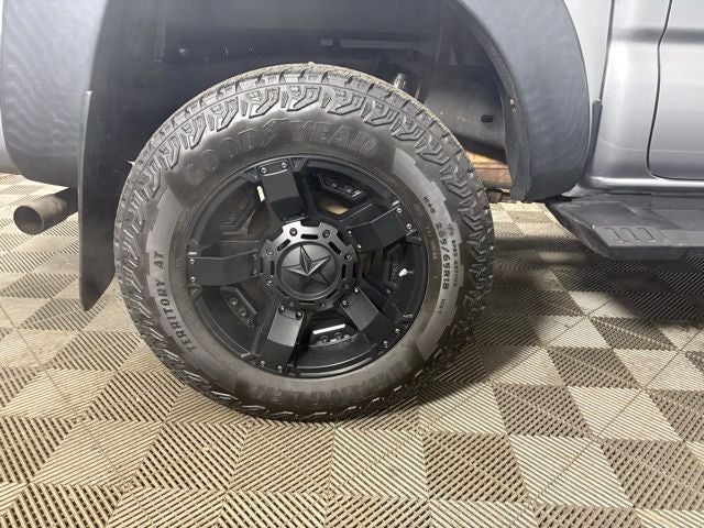 2014 Toyota Tacoma Base V6