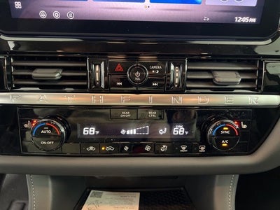 2026 Nissan Pathfinder SV