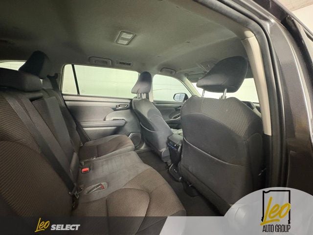 2021 Toyota Highlander LE