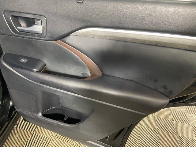 2017 Toyota Highlander Limited