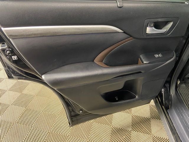 2017 Toyota Highlander Limited