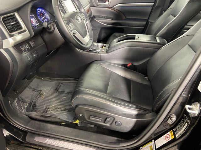 2017 Toyota Highlander Limited