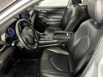 2020 Toyota Highlander Hybrid XLE
