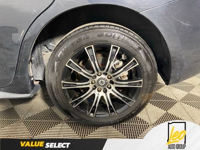 2009 Pontiac Vibe Base
