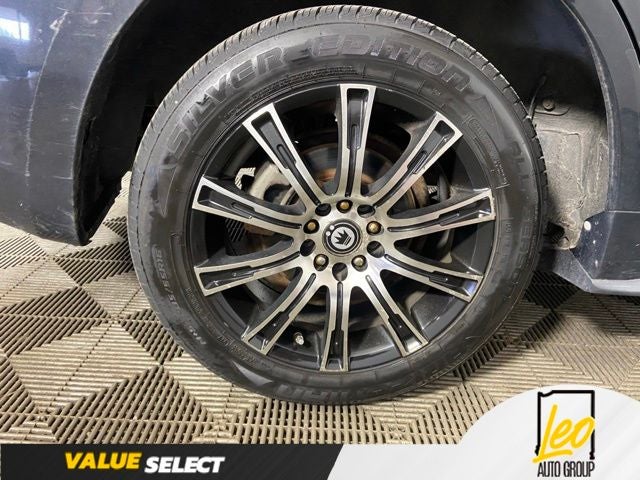 2009 Pontiac Vibe Base