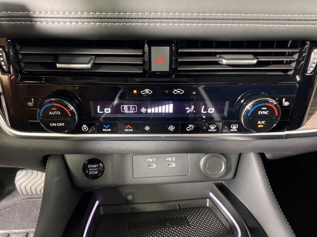 2025 Nissan Rogue Platinum