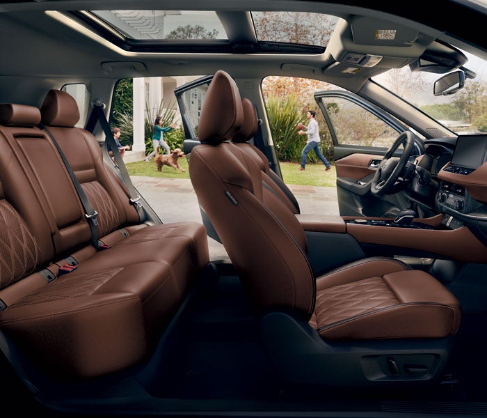 Leo Nissan of Columbus IN in Columbus IN