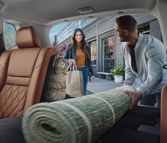 Leo Nissan of Columbus IN in Columbus IN