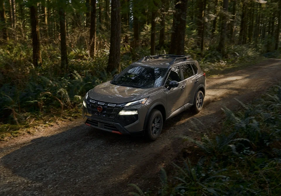 NISSAN Rogue Leo Nissan of Columbus IN in Columbus IN